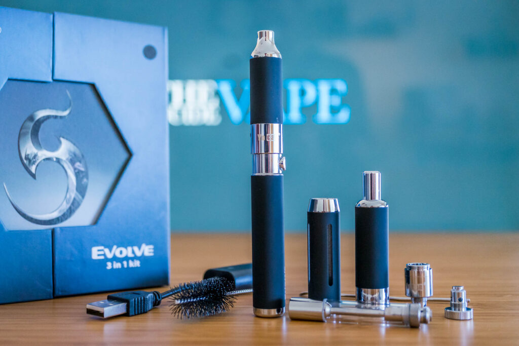 Yocan Evolve 3 in 1 Review : the vape pen and some of its components
